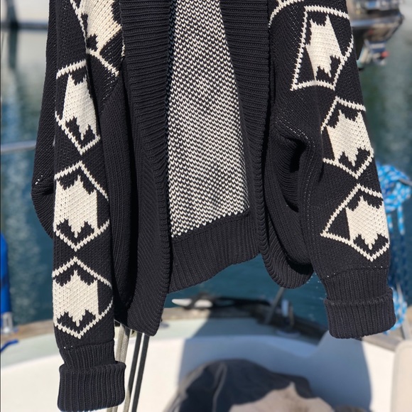 Dolce Vita Chunky Sweater (Sample) - Picture 2 of 3